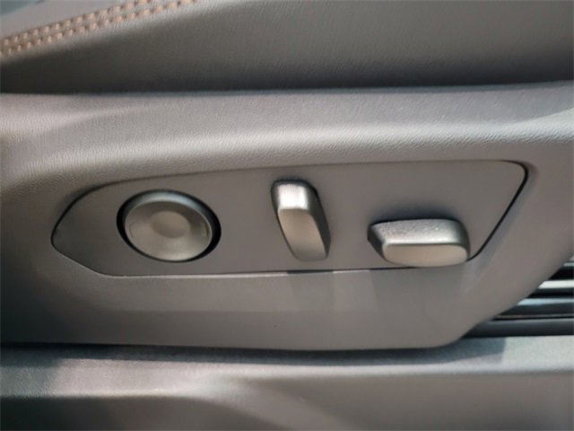 New 2026 GMC Sierra 2500 AT4 w/ AT4 Premium Plus Package image 17