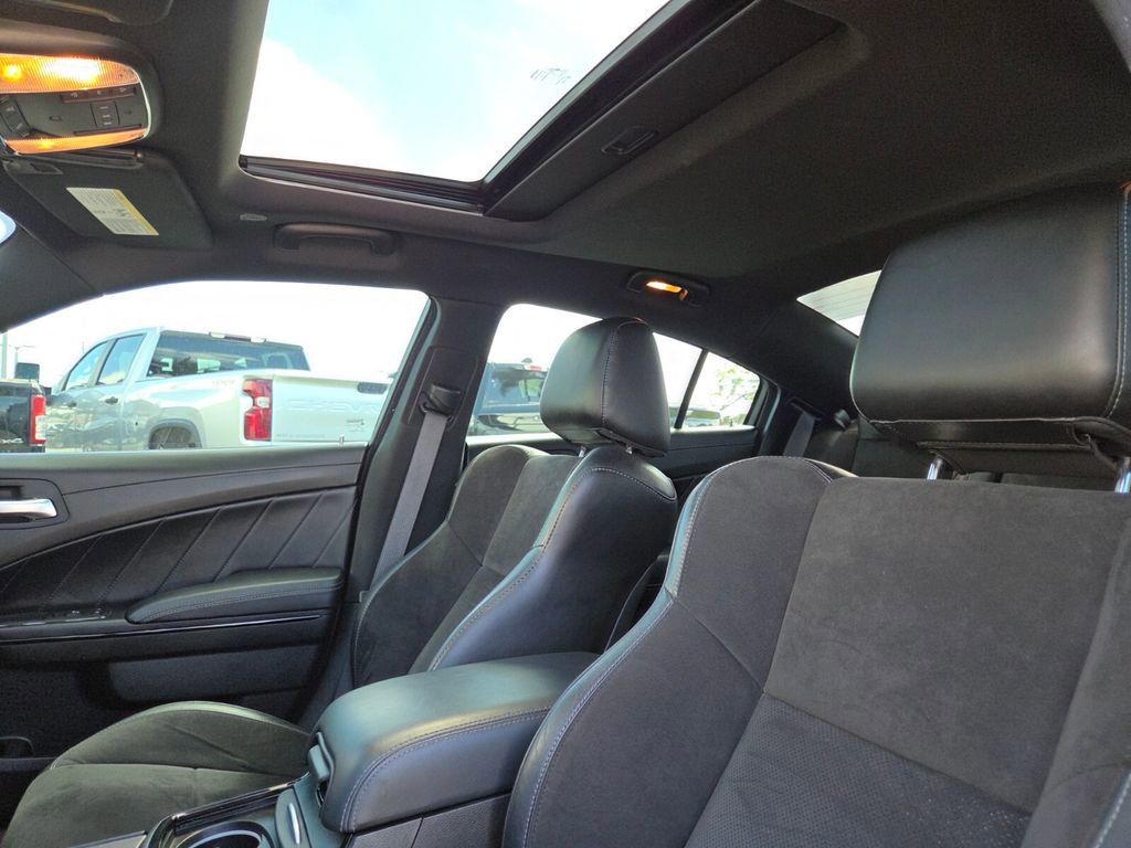 Used 2023 Dodge Charger R/T w/ Plus Group image 21