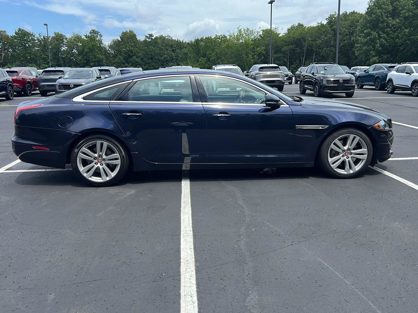 Used 2016 Jaguar XJ L Portfolio AWD/4WD image 6