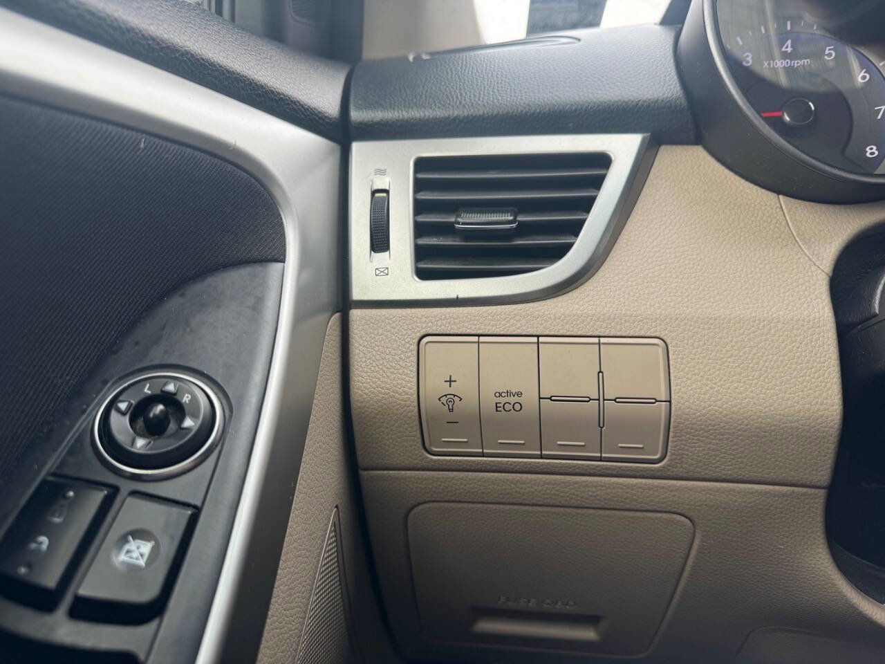 Used 2013 Hyundai Elantra GT w/ Touch & Go Pkg FWD image 29