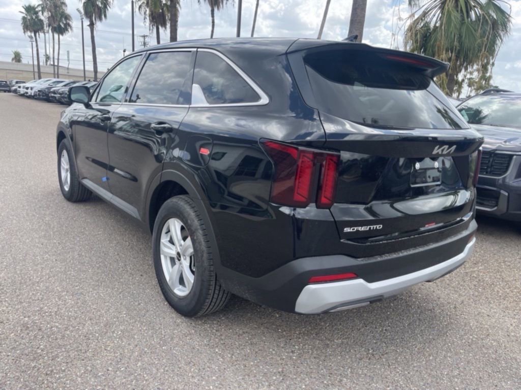 New 2026 Kia Sorento LX image 5