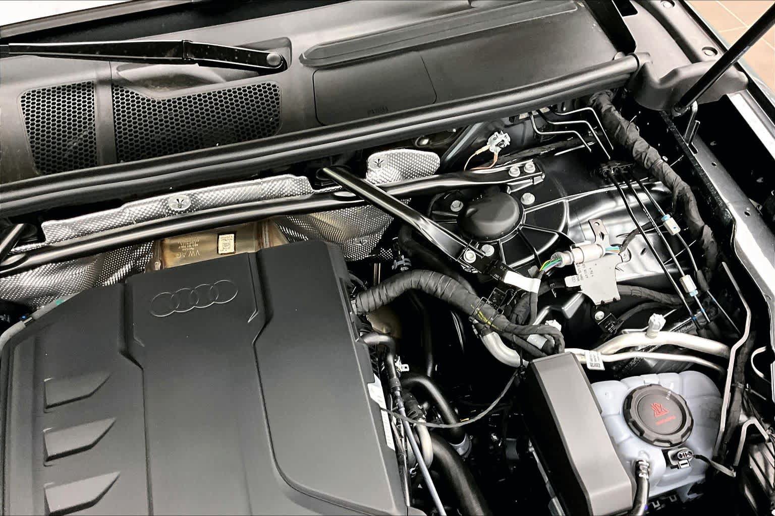 New 2026 Audi Q5 Premium Plus w/ Premium Plus AWD/4WD image 17