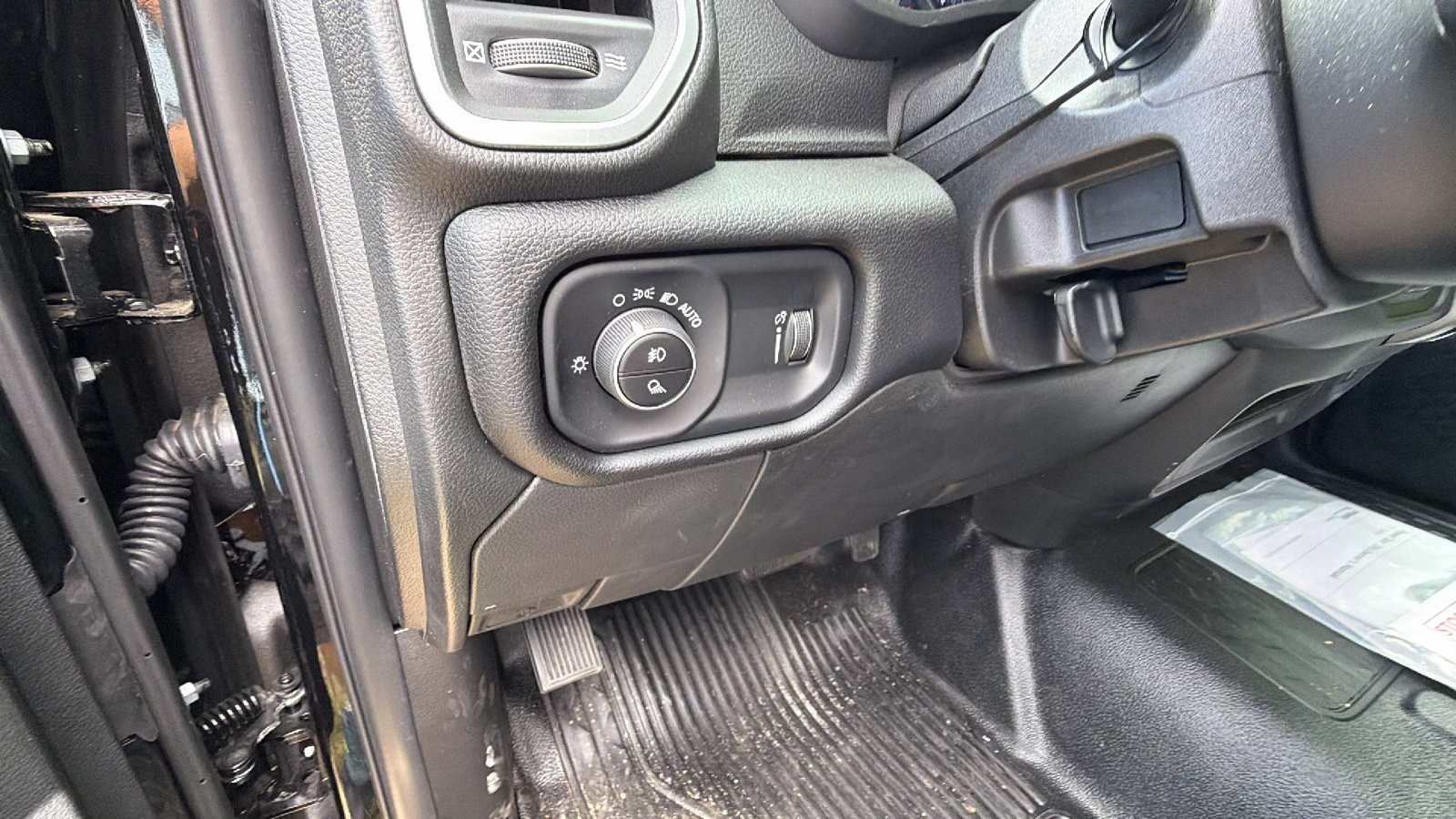New 2025 RAM 5500 2WD Regular Cab image 19