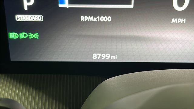 Used 2025 Nissan Murano SV AWD/4WD image 10