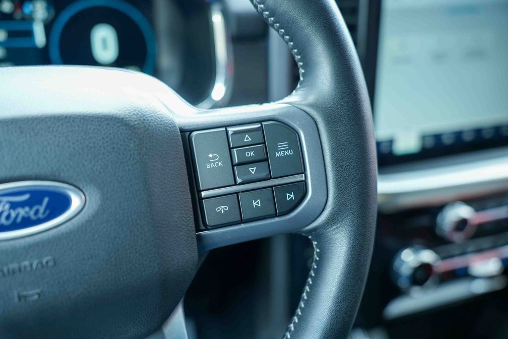 Used 2023 Ford F150 Lariat w/ Max Trailer Tow Package AWD/4WD image 29