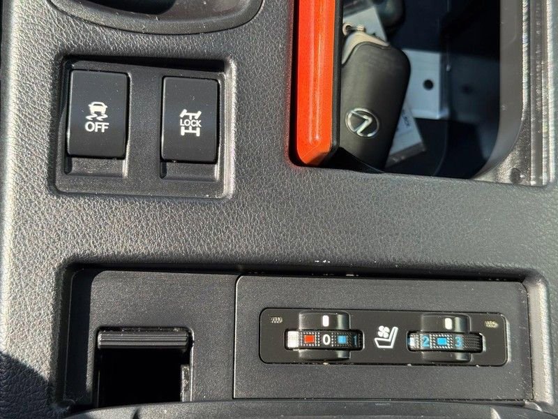 Used 2012 Lexus RX 350 AWD w/ Premium Pkg image 29