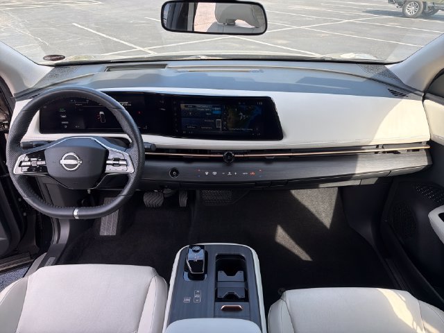 Used 2024 Nissan Ariya AWD image 14