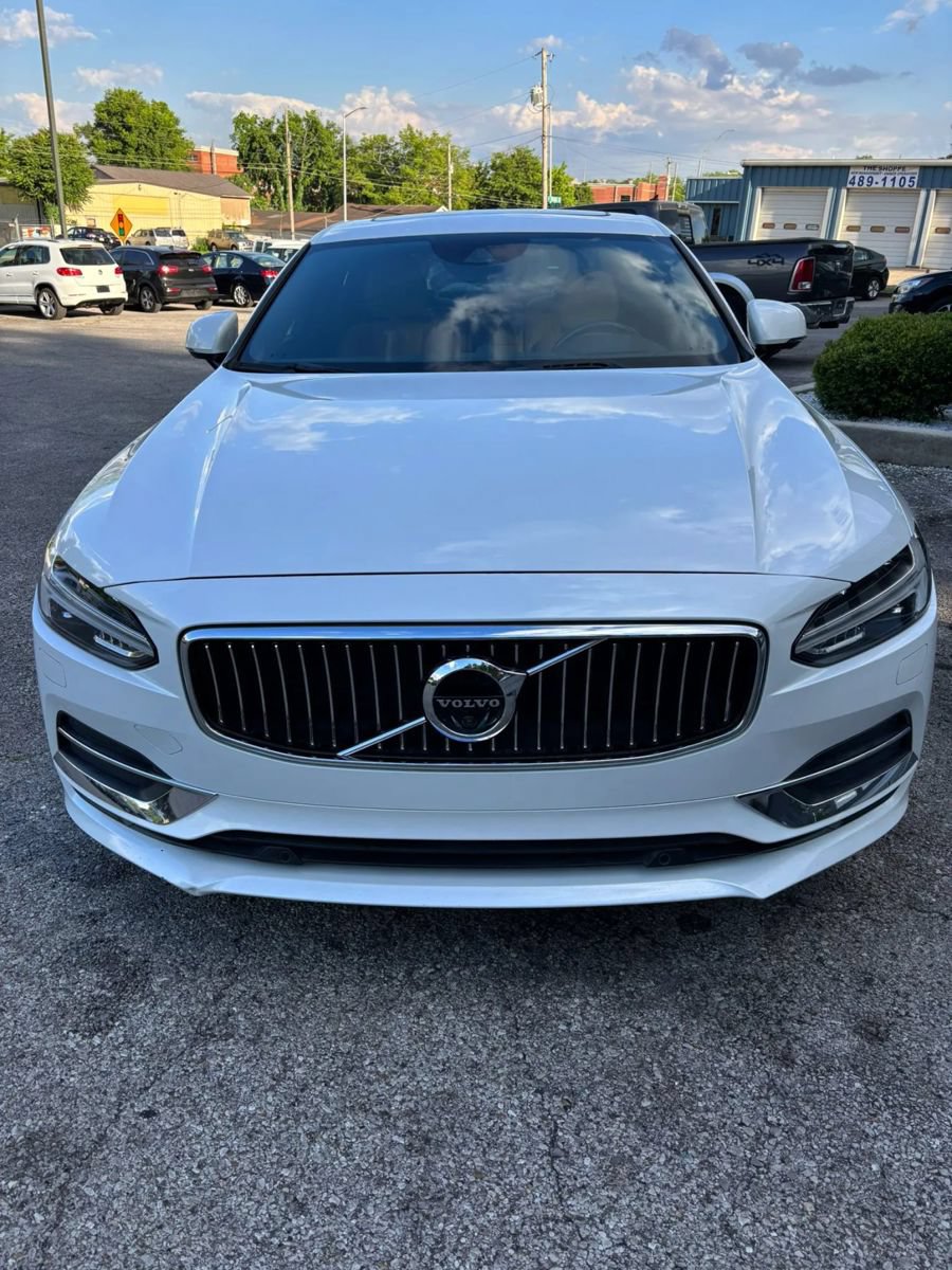 Used 2017 Volvo S90 T6 Inscription w/ Vision Package AWD/4WD image 3