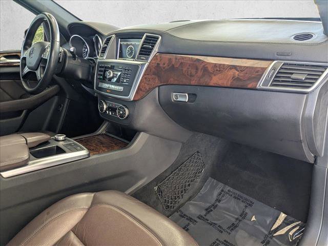 Used 2015 Mercedes-Benz GL 450 4MATIC image 20