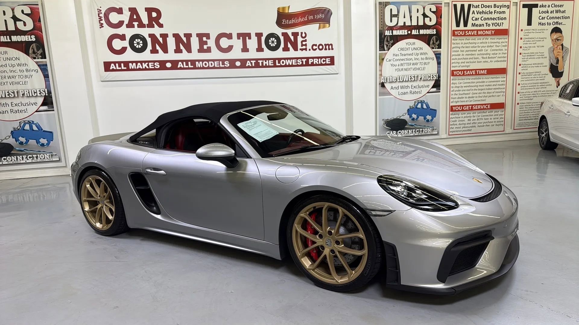 Used 2022 Porsche 718 Boxster Spyder RWD image 5