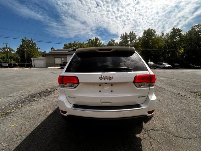 Used 2017 Jeep Grand Cherokee Limited AWD/4WD image 6