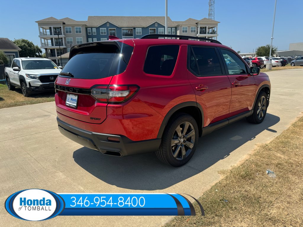 New 2026 Honda Pilot Sport image 4