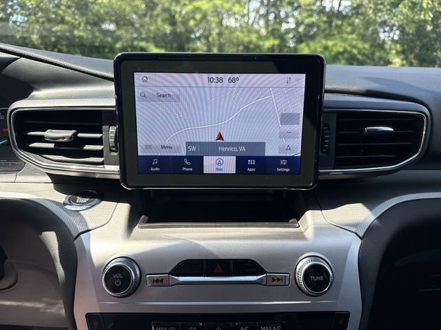 Used 2022 Ford Explorer XLT AWD/4WD image 17