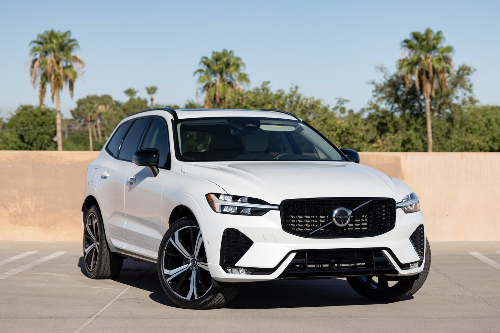 Used 2023 Volvo XC60 B5 Ultimate w/ Protection Package AWD/4WD image 5