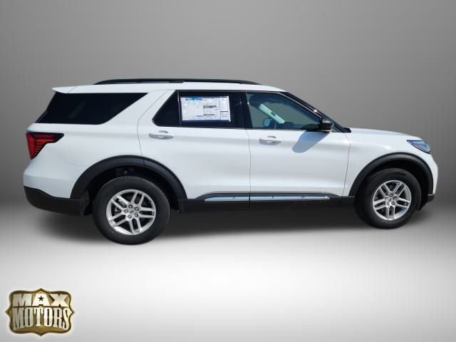 Used 2025 Ford Explorer Active image 12