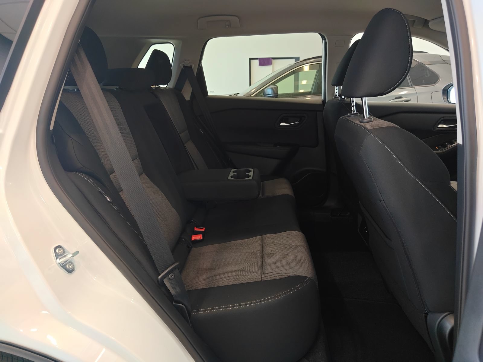 New 2026 Nissan Rogue SV AWD/4WD image 14