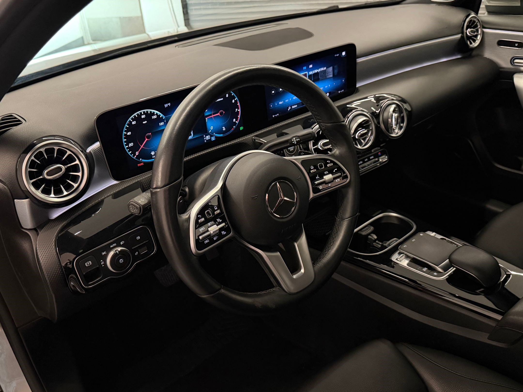 Used 2019 Mercedes-Benz A 220 image 4