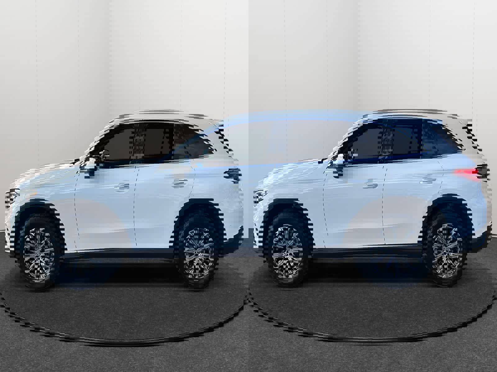 Certified 2026 Mercedes-Benz GLC 300 4MATIC image 3