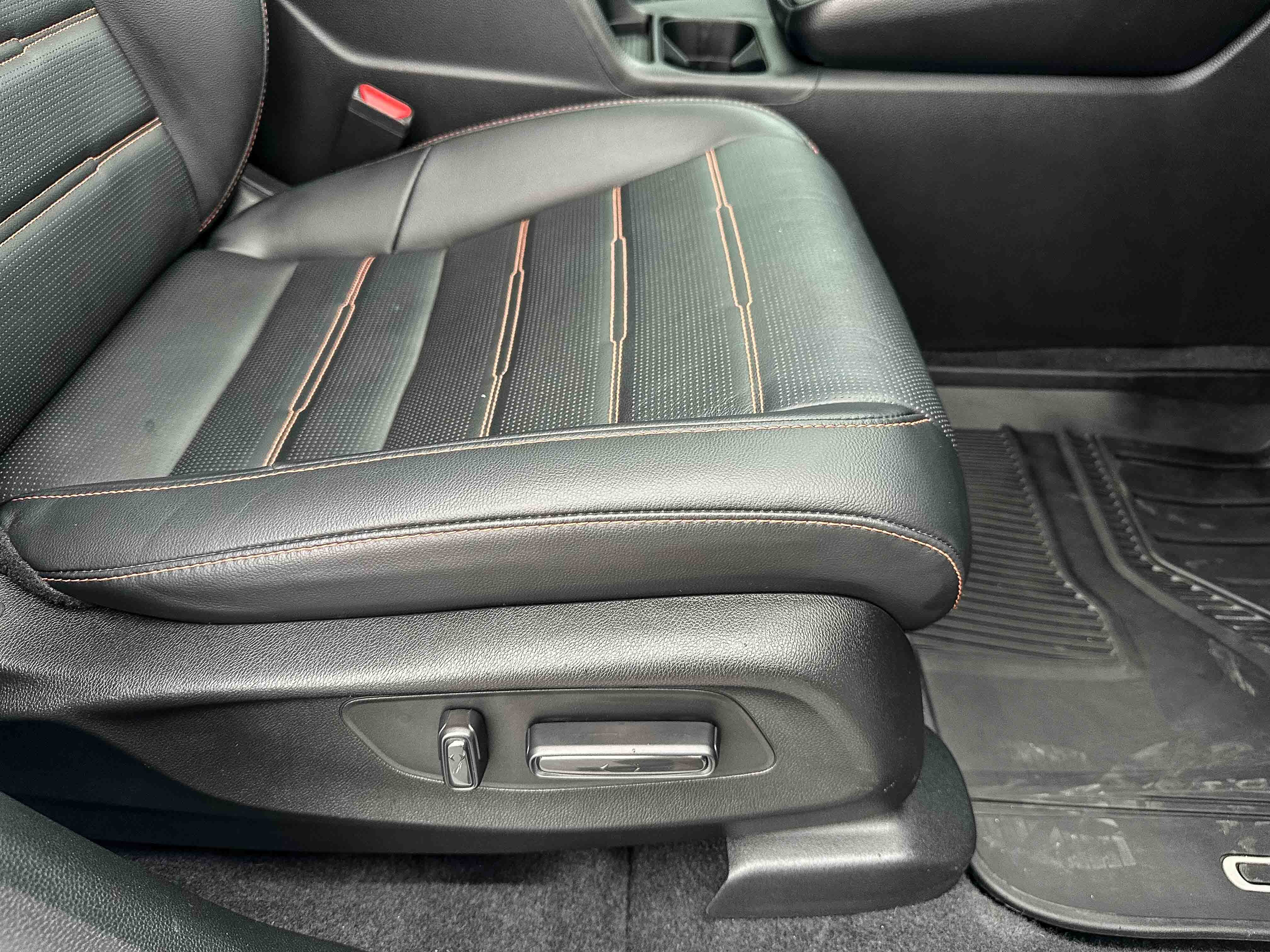 Used 2023 Honda CR-V Sport Touring image 27