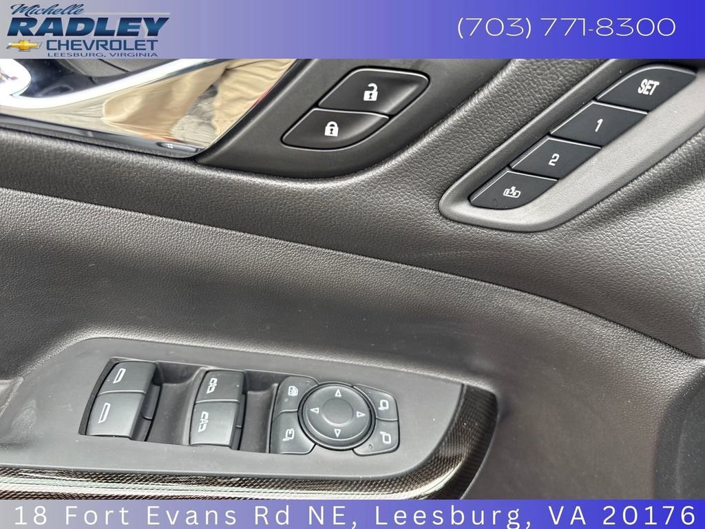 Used 2022 GMC Acadia AT4 w/ Technology Package AWD/4WD image 14