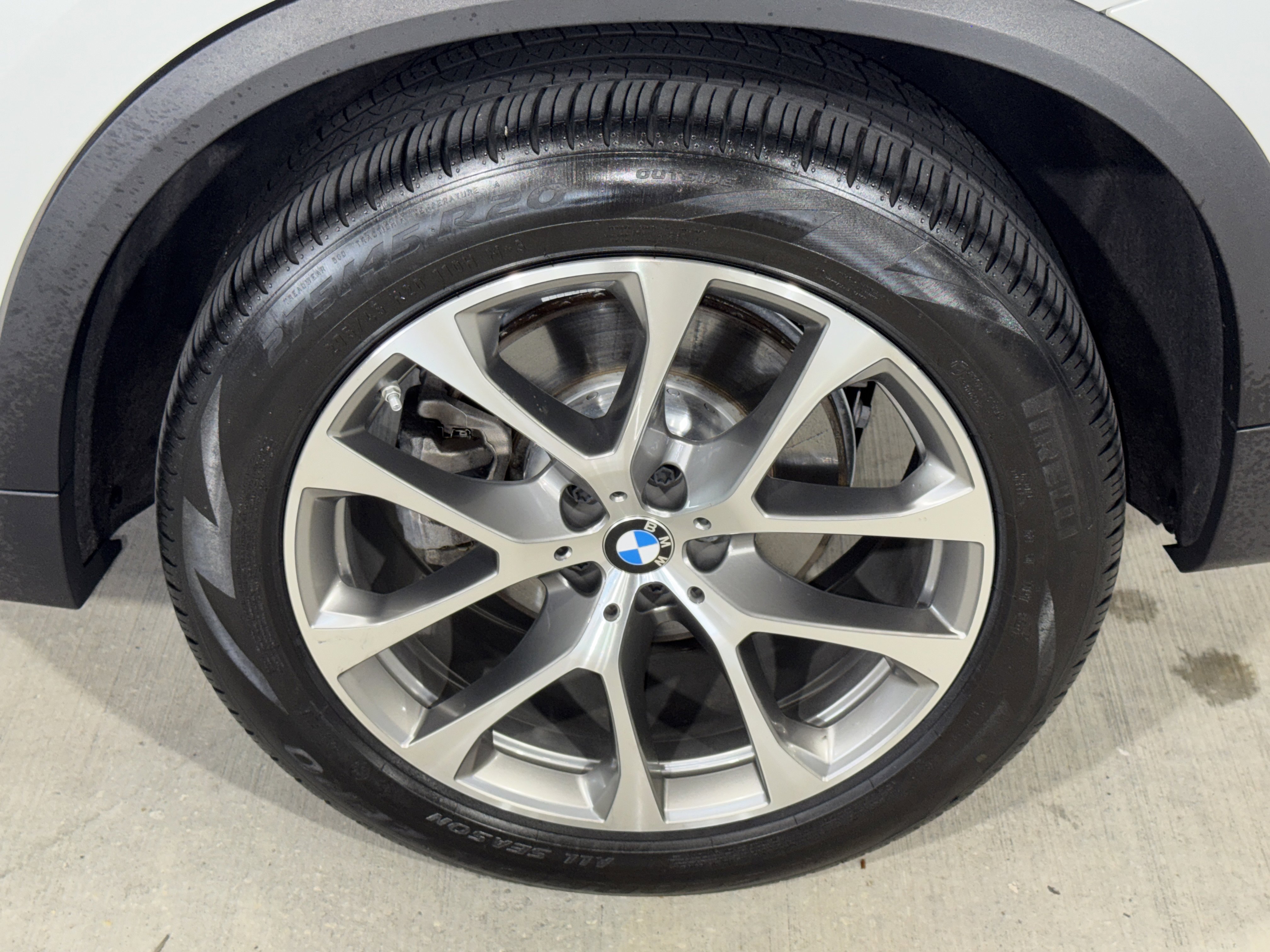 Used 2024 BMW X5 sDrive40i w/ Parking Assistance Package RWD image 36