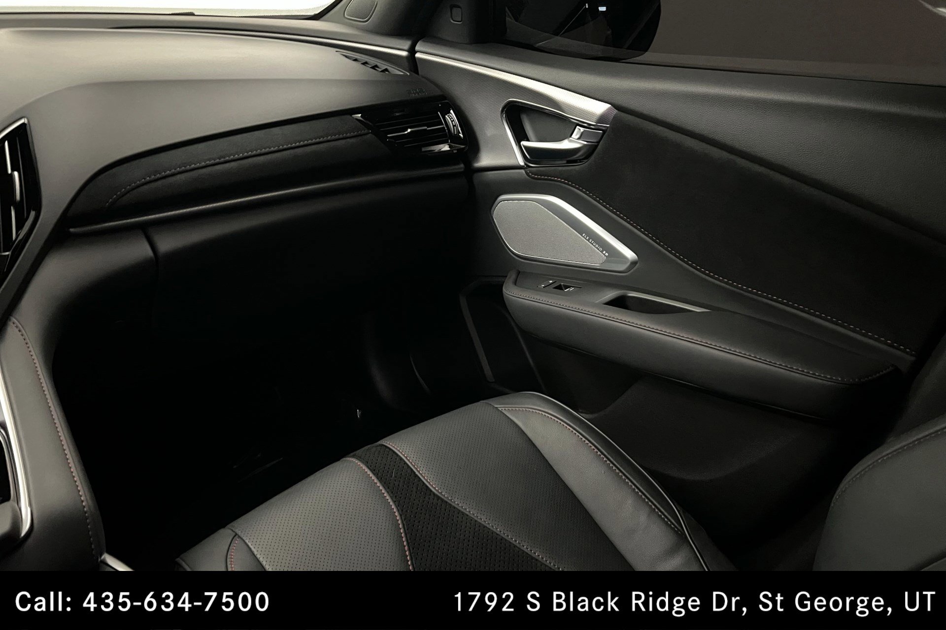 Used 2025 Acura RDX A-Spec image 10