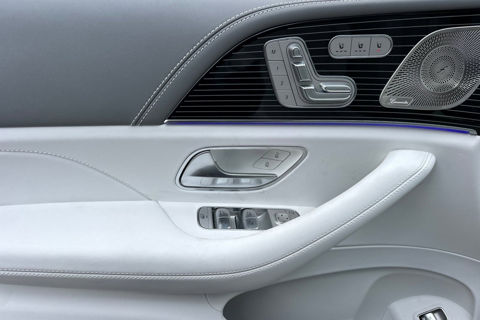 New 2026 Mercedes-Benz Maybach GLS 600 4MATIC image 14