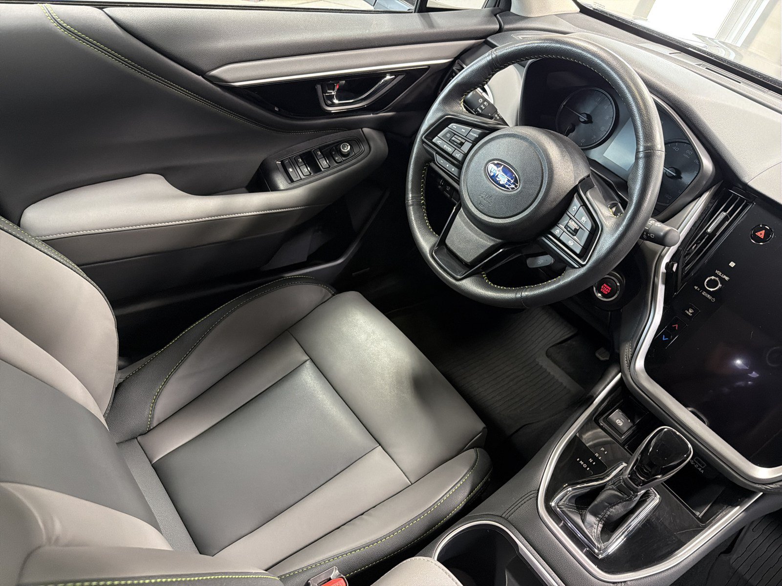Certified 2025 Subaru Outback Onyx Edition AWD/4WD image 9