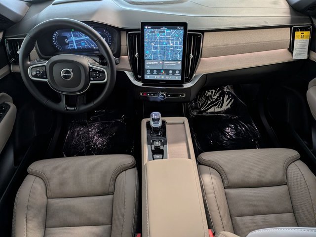 New 2026 Volvo XC90 B6 Ultra w/ Protection Package image 16