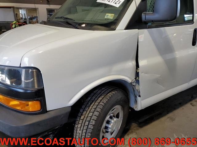 Used 2018 Chevrolet Express 2500 w/ Driver Convenience Package image 8