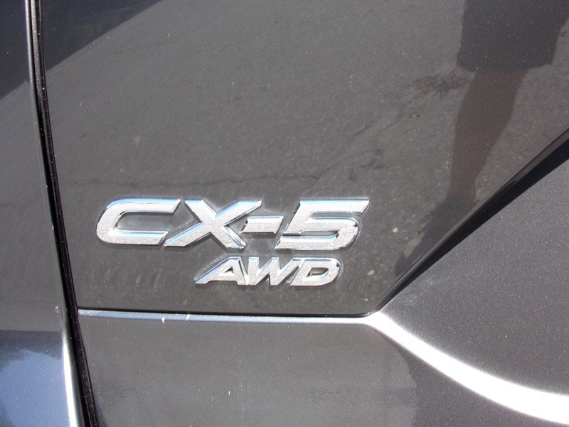 Used 2017 MAZDA CX-5 Touring w/ Preferred Equipment Package image 11