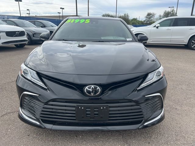 Used 2024 Toyota Camry XLE w/ Cold Weather Package image 8