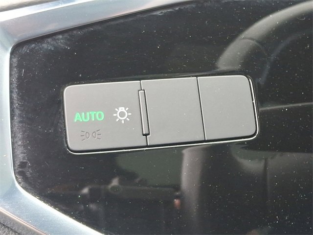 Used 2019 Audi Q3 2.0T Premium image 26