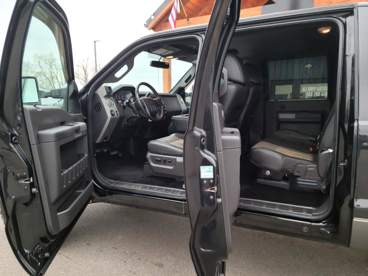 Used 2011 Ford F350 Lariat w/ Lariat Ultimate Pkg image 7