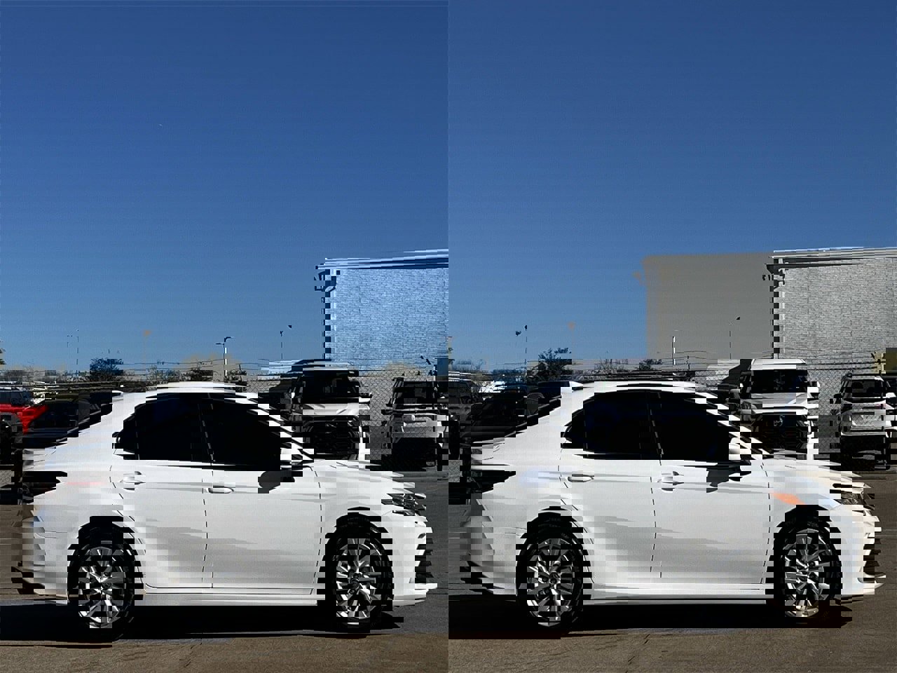 Used 2023 Toyota Camry LE image 3