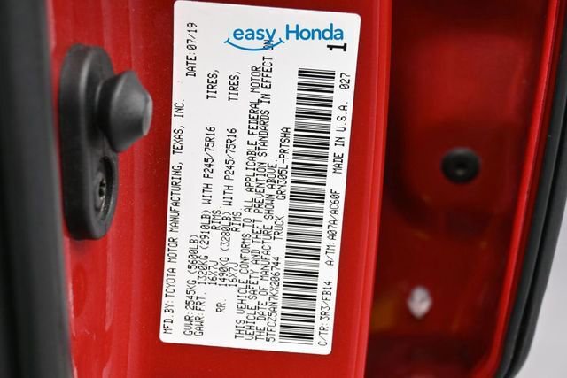 Used 2019 Toyota Tacoma SR w/ SR Convenience Package AWD/4WD image 17