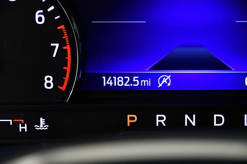 Used 2023 Ford Explorer XLT w/ Equipment Group 202A image 19