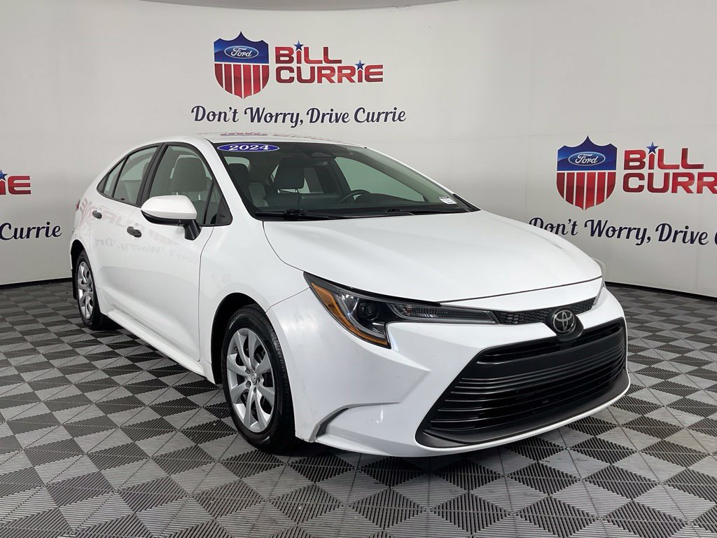 Used 2024 Toyota Corolla LE FWD image 1