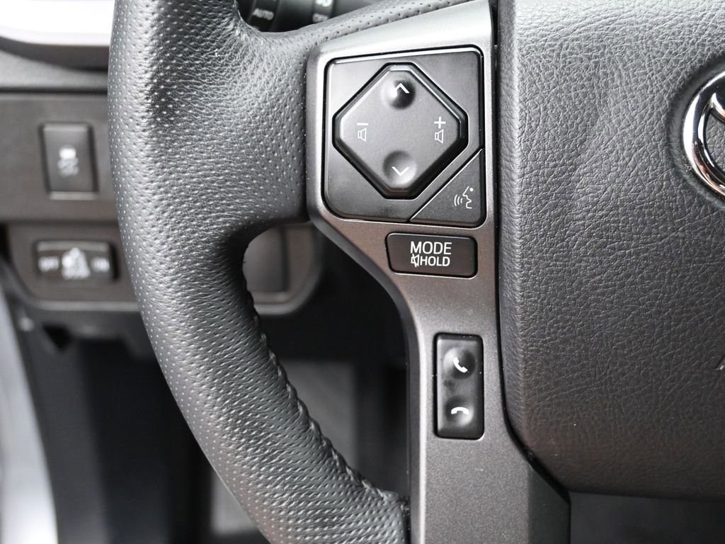 Certified 2021 Toyota Tacoma TRD Off-Road w/ TRD Premium Off Road Package AWD/4WD image 17