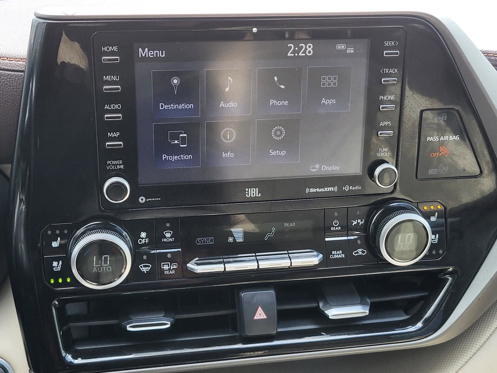 Used 2020 Toyota Highlander Limited FWD image 27