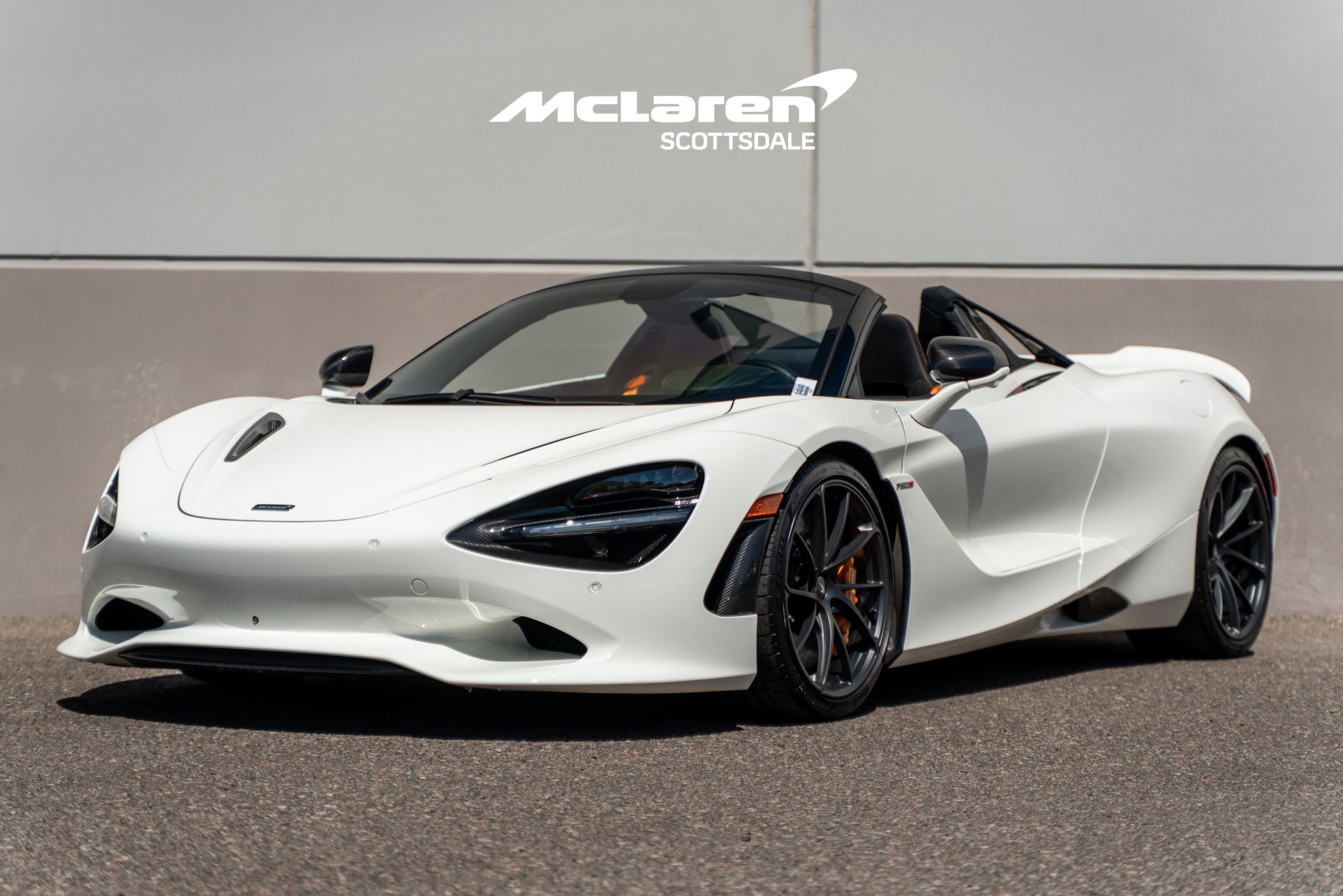 Used 2024 McLaren 750S PERFORMANCE image 3