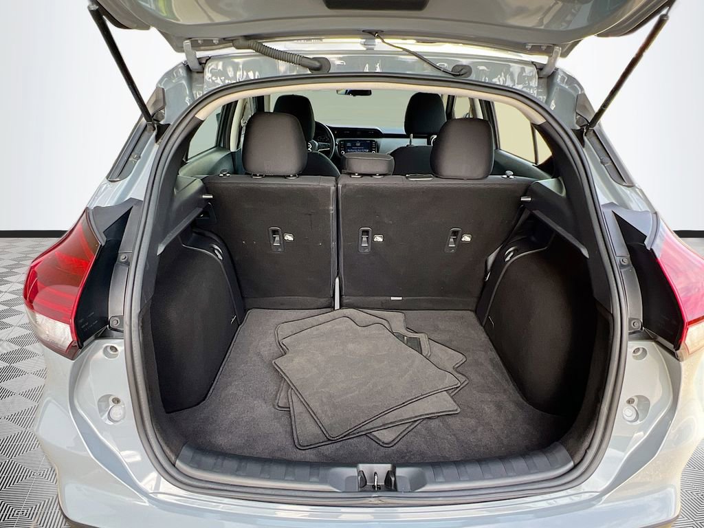 Used 2023 Nissan Kicks SV image 22