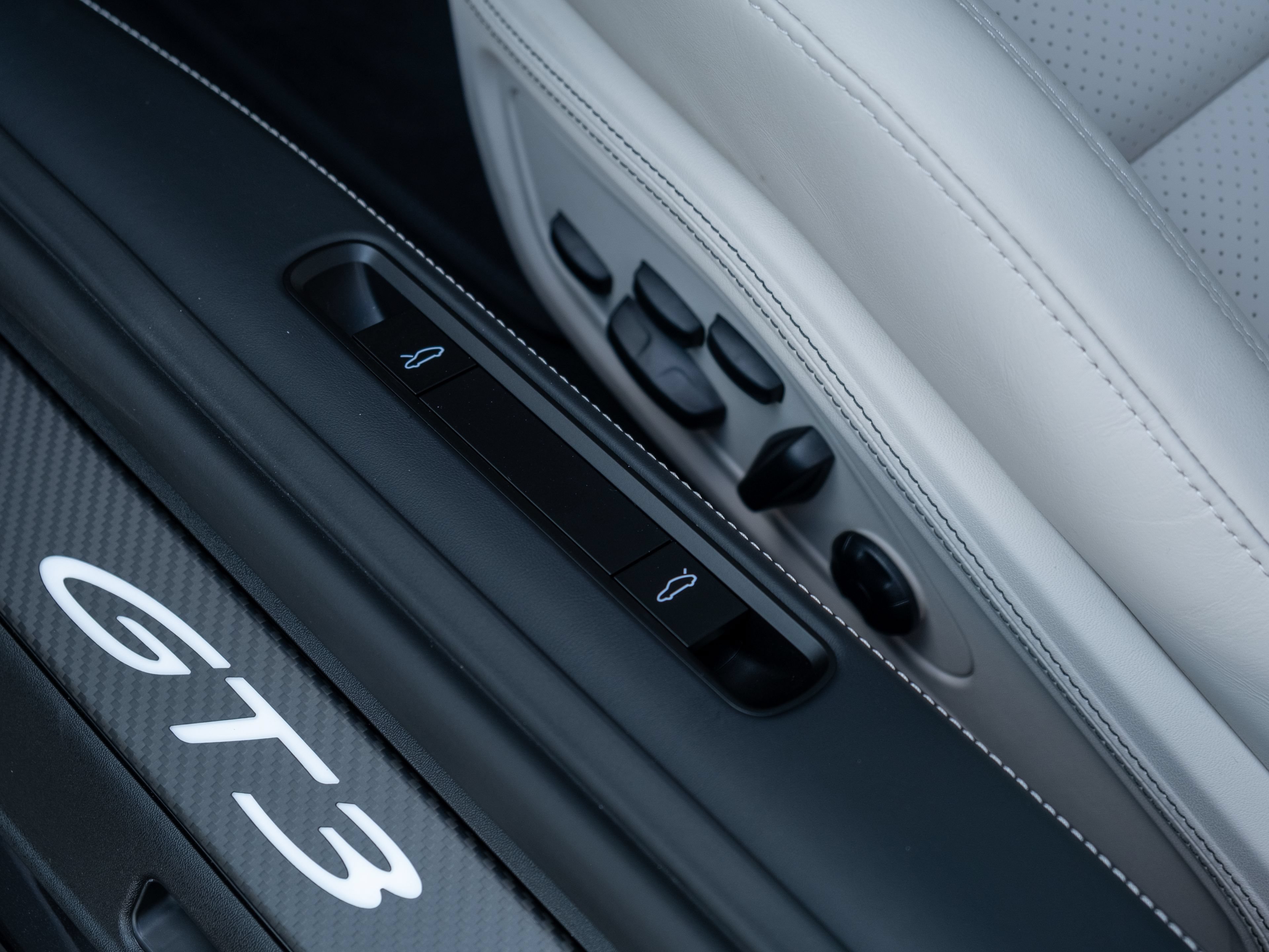 New 2026 Porsche 911 GT3 RWD image 53