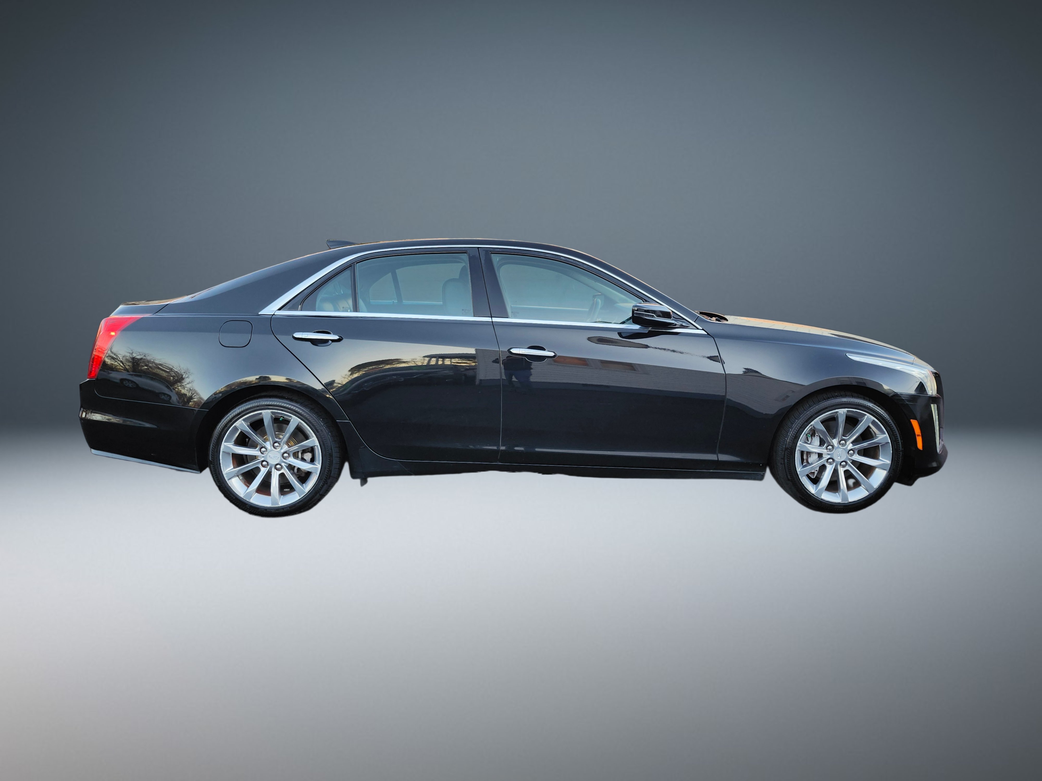 Used 2018 Cadillac CTS Luxury AWD/4WD image 2