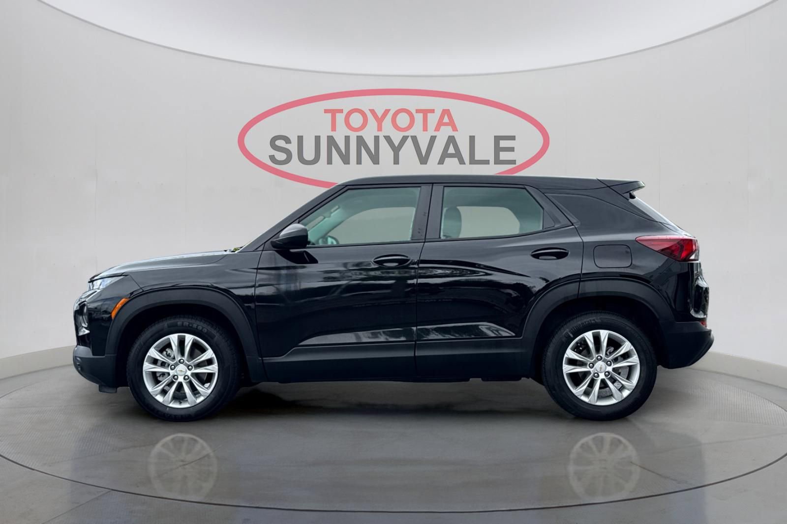 Used 2023 Chevrolet TrailBlazer LS FWD image 6