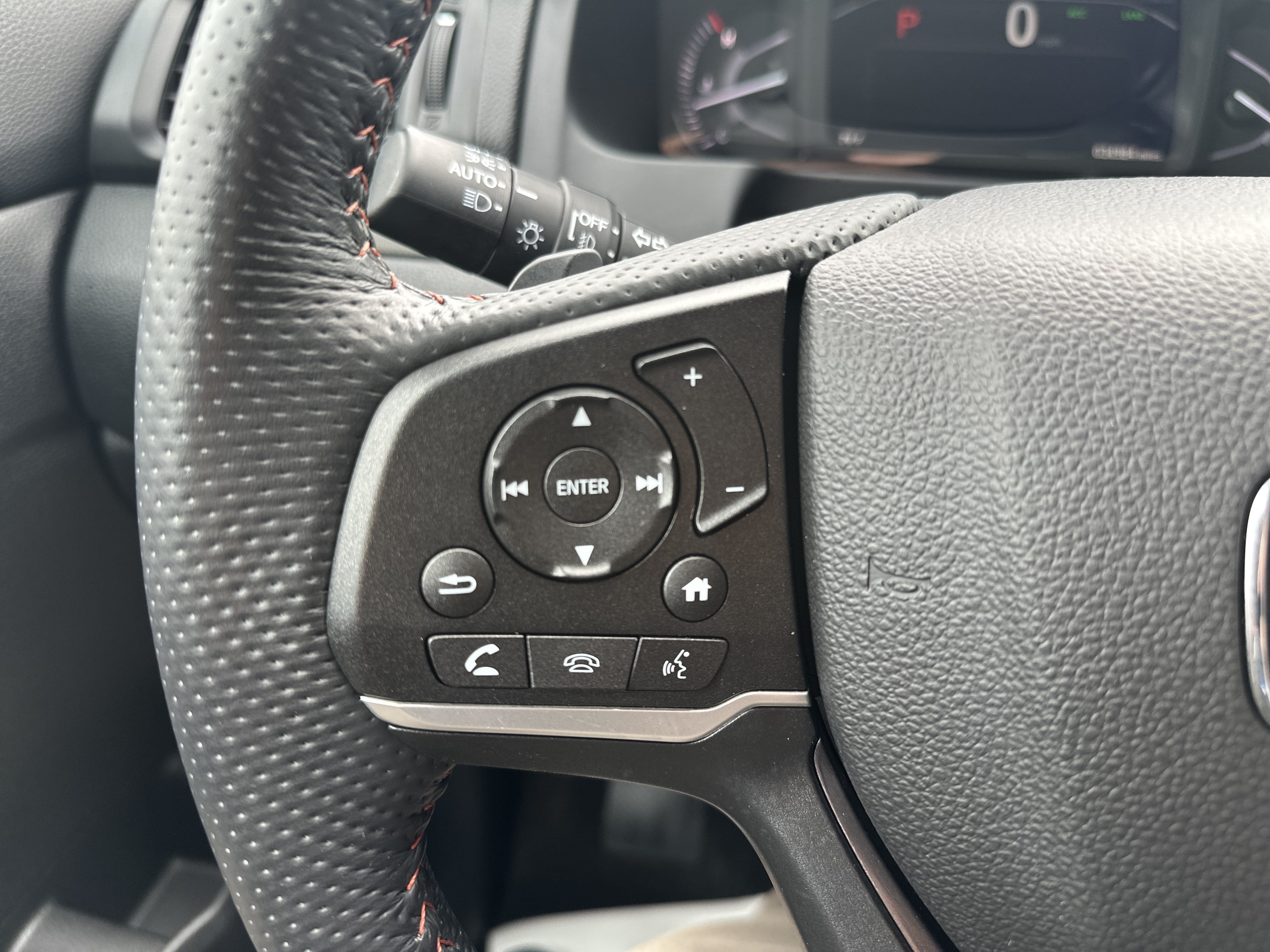 Certified 2023 Honda Passport TrailSport image 19