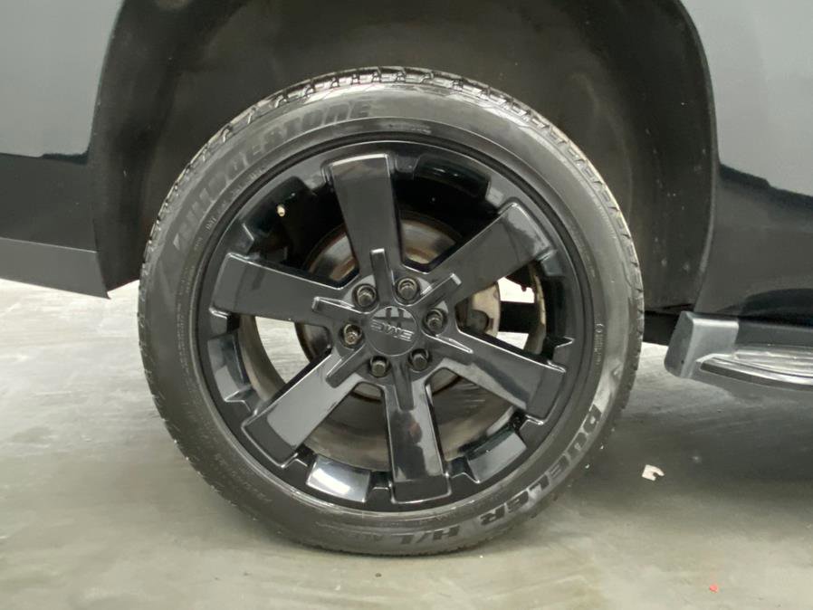 Used 2019 GMC Yukon SLT w/ Graphite Performance Edition image 17