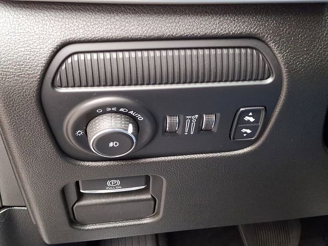 Used 2022 Jeep Wagoneer Series III w/ Premium Group I image 36