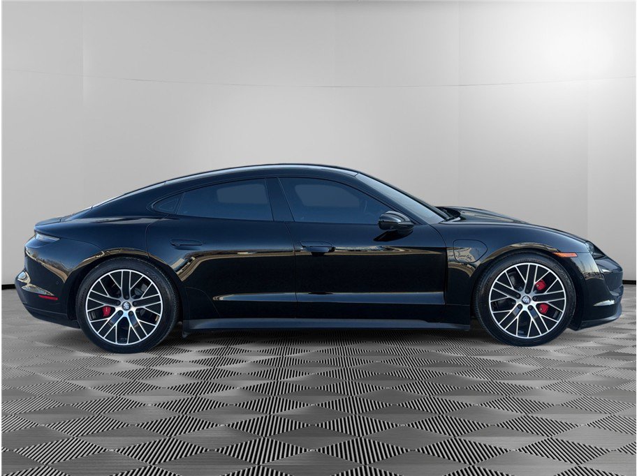 Used 2020 Porsche Taycan 4S image 6