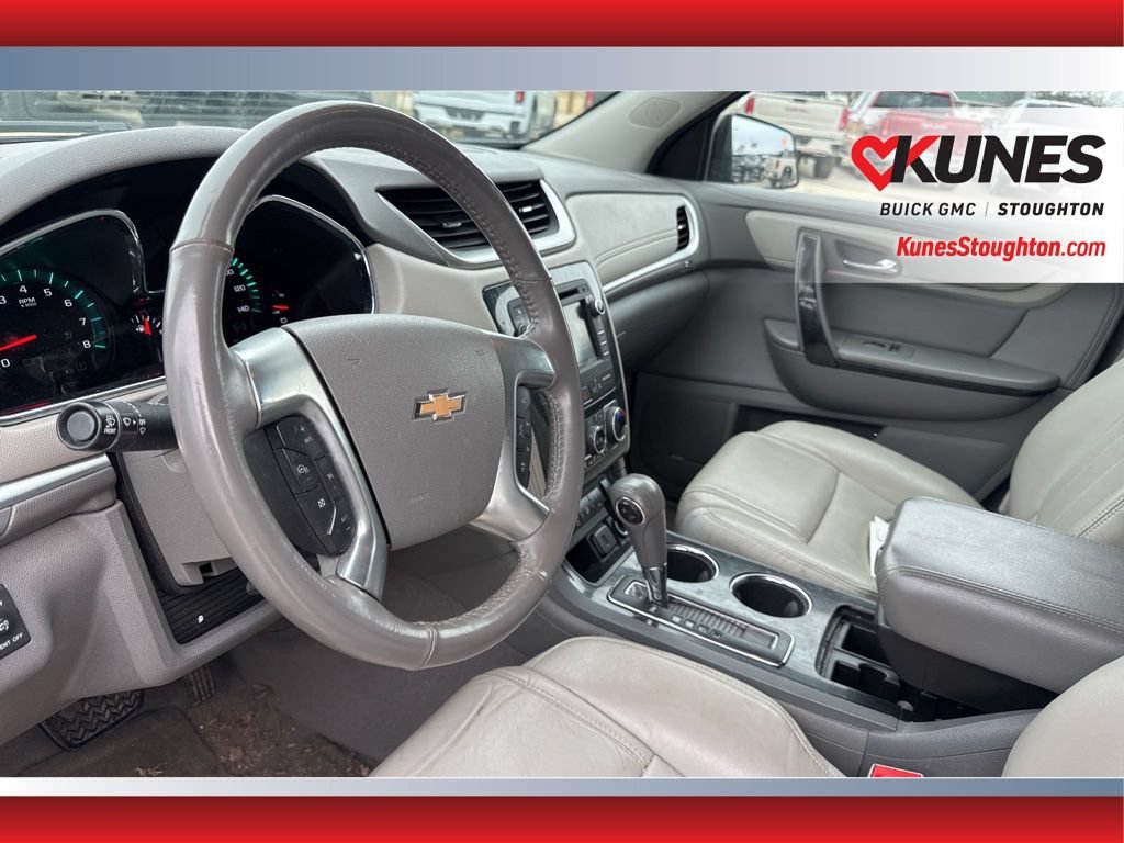 Used 2017 Chevrolet Traverse Premier AWD/4WD image 4
